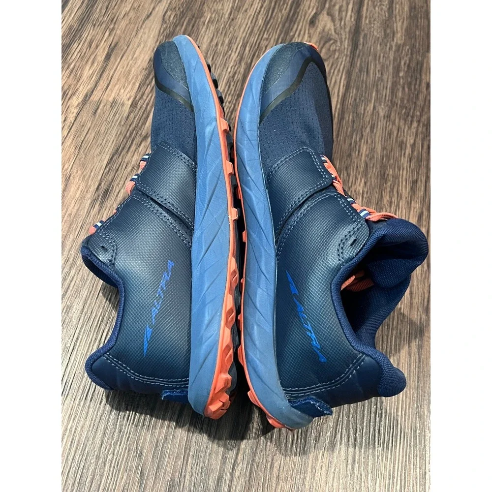Altra Superior 5 Women size 8 Navy Blue Orange Trail Running Shoes AL0A5483442